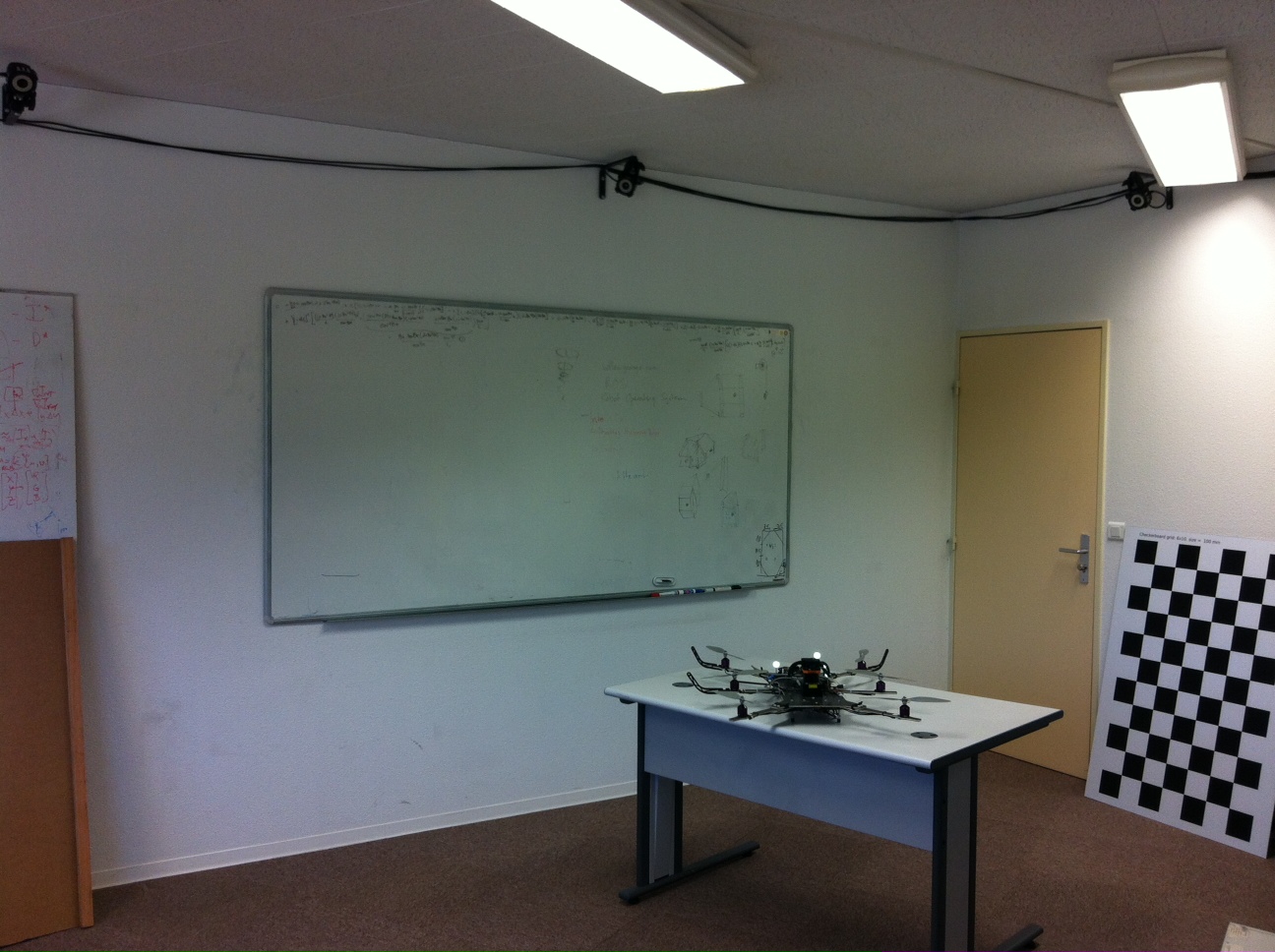 FlyboX_in_Optitracks